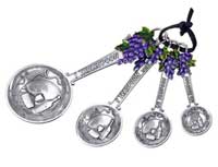 MEASURING SPOON, GRAPES